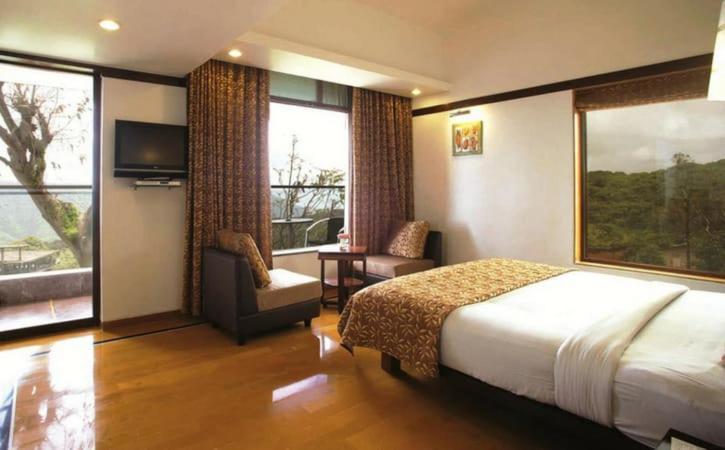 Brightland Resort & Spa Mahabaleshwar Exterior photo